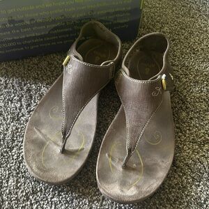 Ahnu Serena Chocolate Chip Sandals 8